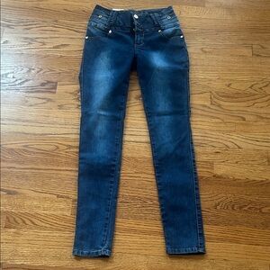 New with tags Mitzi Michel Stylish Jeans Size 3